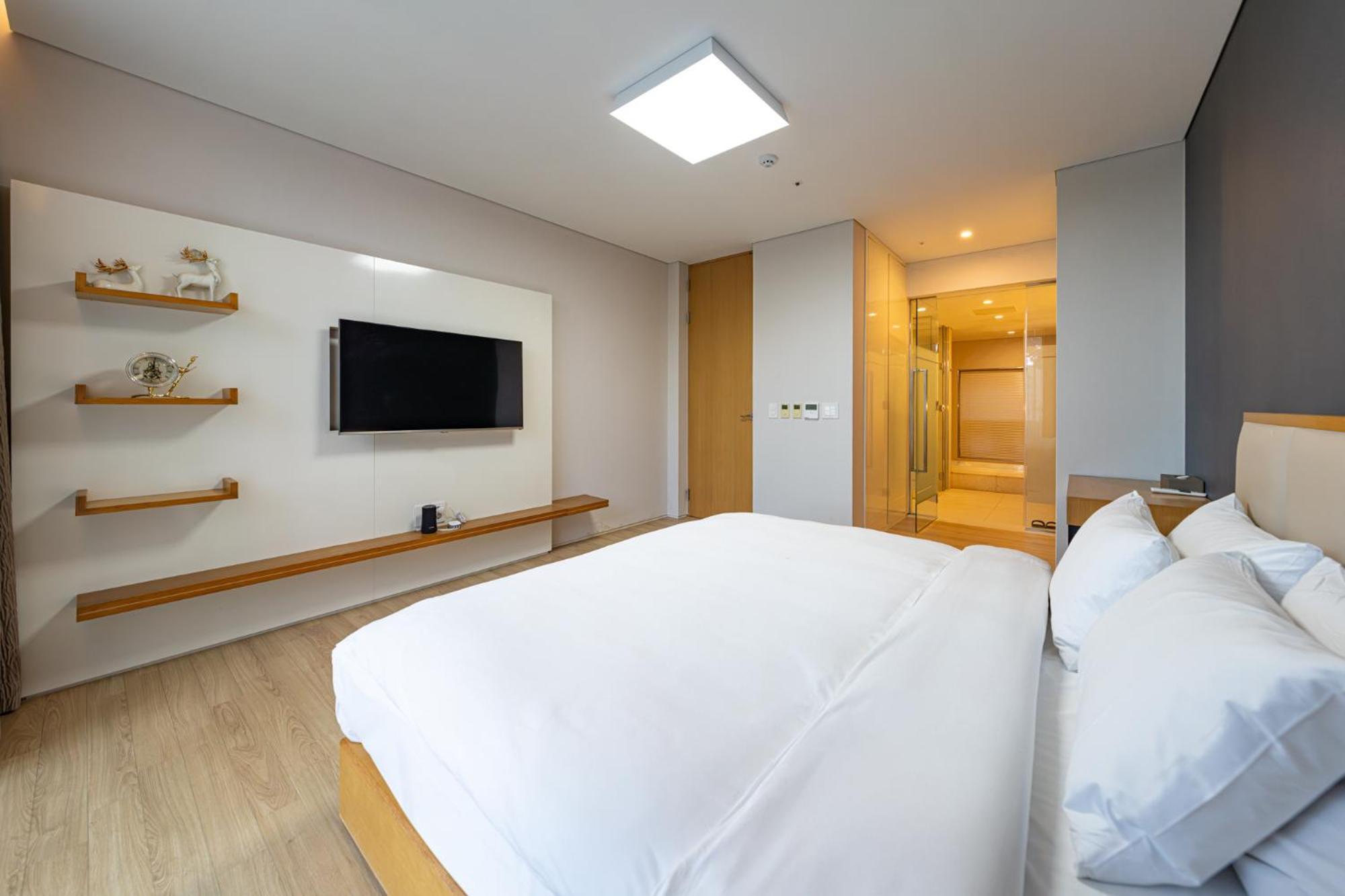 Velum Resort Seogwipo Ngoại thất bức ảnh