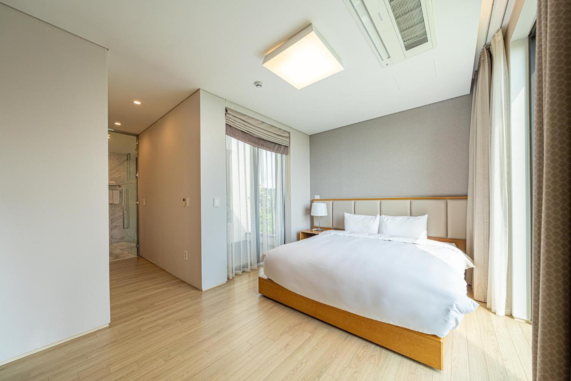 Velum Resort Seogwipo Ngoại thất bức ảnh